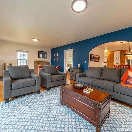 Villa Parkside Escape South Hill W Private Adu